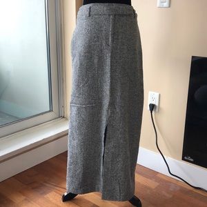 ARITZIA Talula Babaton Maxi Front Slit Skirt